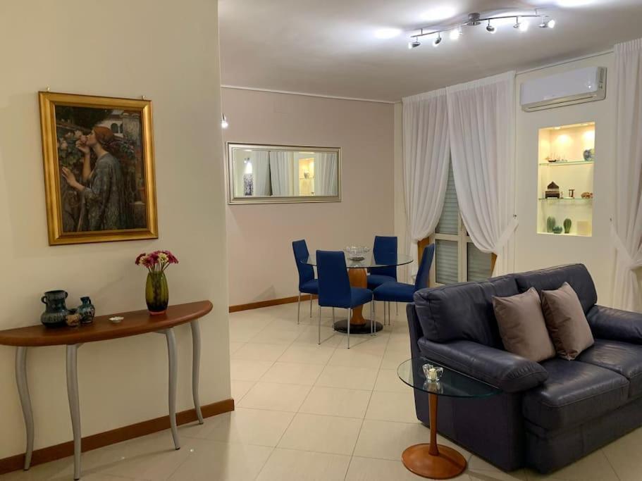 Dimaru Apartment